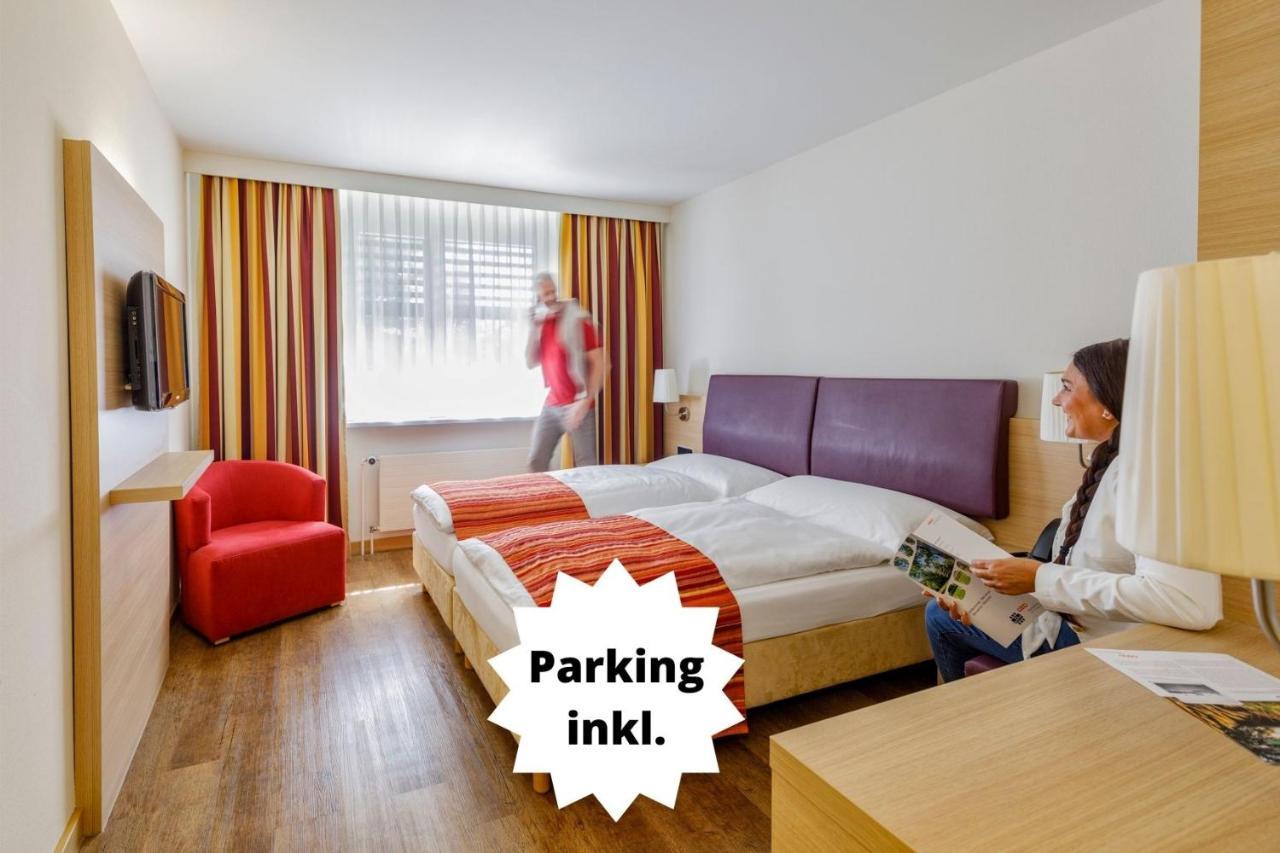 Hotel Coop Tagungszentrum & Hotelpark Im Gruenen Muttenz Esterno foto
