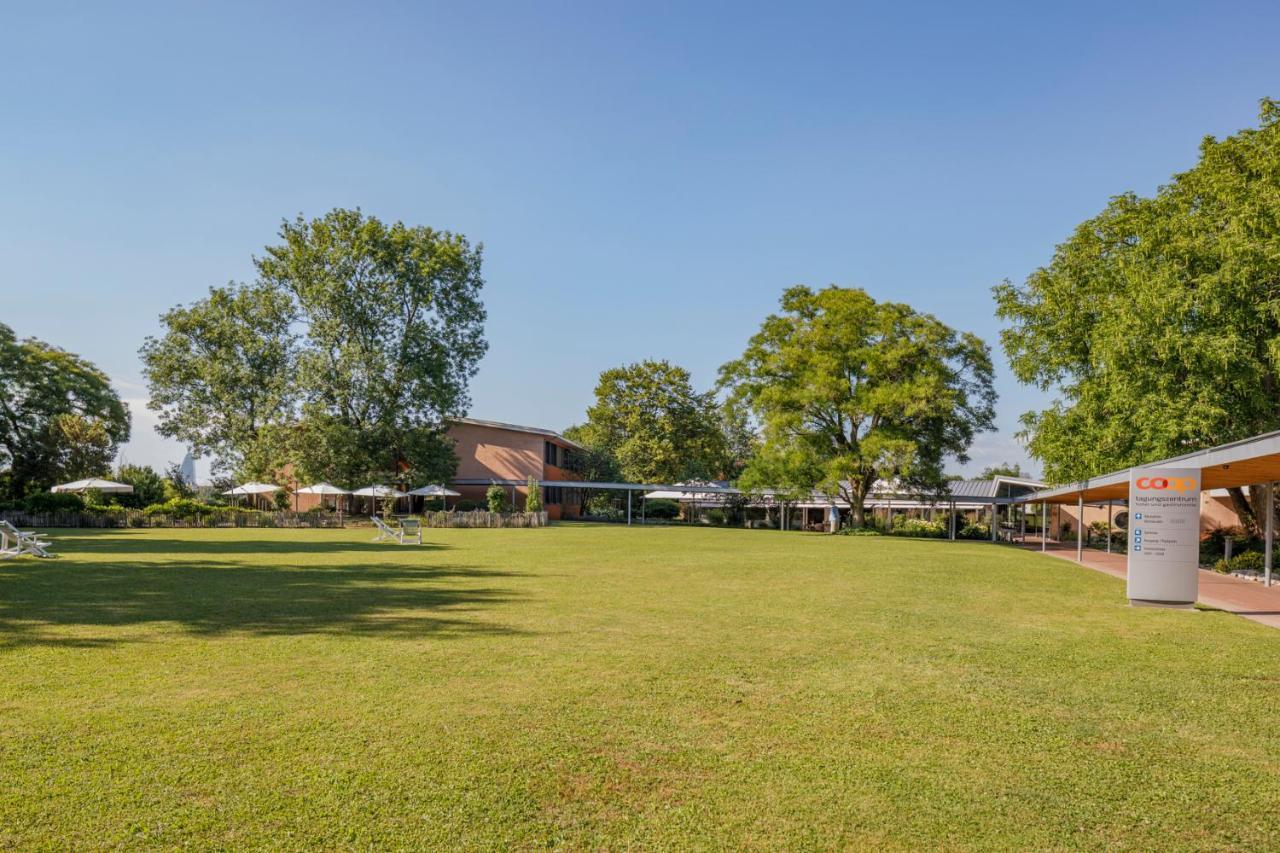 Hotel Coop Tagungszentrum & Hotelpark Im Gruenen Muttenz Esterno foto
